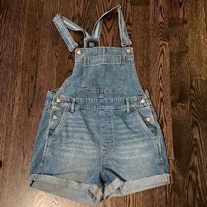 BDG Short Overalls (Never worn)